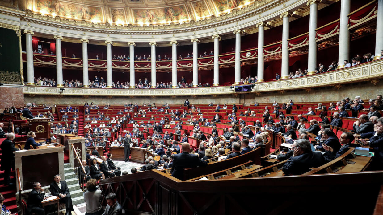 Le gouvernement démissionnaire de la France